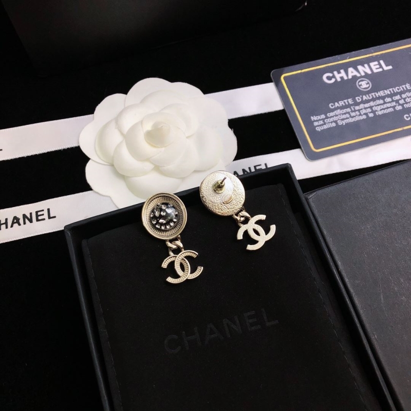 Ch**el earrings